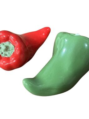 Vintage Ceramic Jalapeno Chili Pepper Salt And Pepper Shaker Set